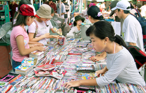 Sách giả ngang nhiên lên sàn thương mại điện tử