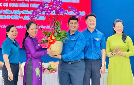 Gặp gỡ cán bộ đoàn, đoàn viên thanh niên