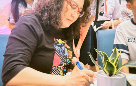 Các cây bút “vòm me xanh” trở lại