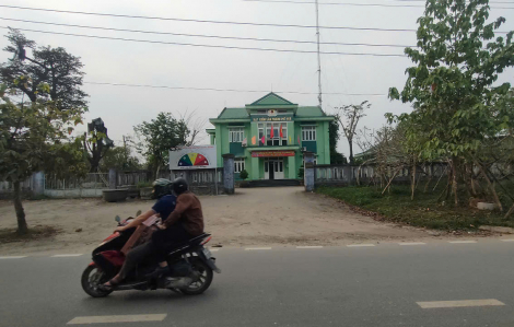 TP Huế: Cán bộ kiểm lâm “kêu cứu” vì 3 tháng chưa nhận lương