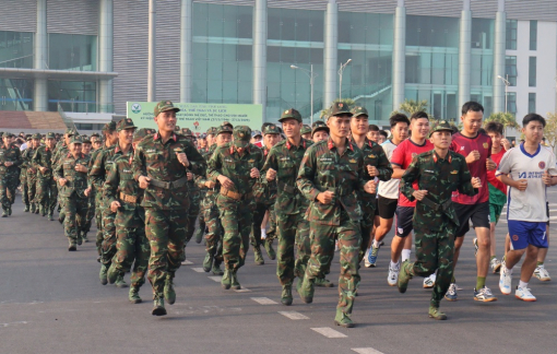 Gần 2.000 người ở Vĩnh Long tham gia chạy Olympic vì sức khỏe cộng đồng