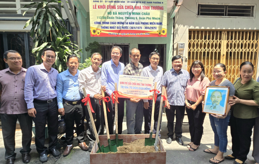 TPHCM tiếp tục thực hiện cải tạo, sửa chữa nhà tạm, nhà dột nát