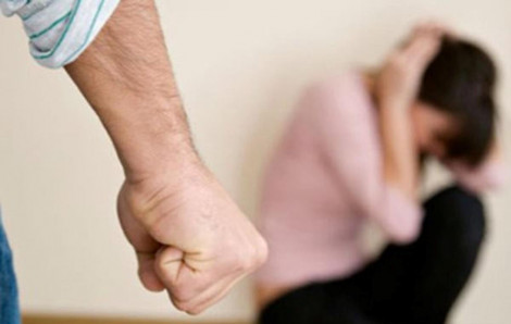 Chồng cứ đổ cho em tội ngoại tình