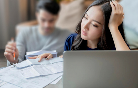 Lấy chồng để… có giá?