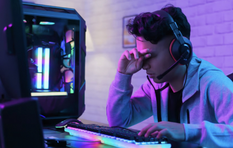 Mạng xã hội gây nguy hại thanh thiếu niên gấp hàng chục lần so với chất kích thích