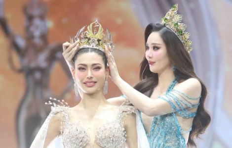 Hoa hậu Hòa bình Thái Lan bị chỉ trích vì vẫn tổ chức đêm chung kết sau động đất