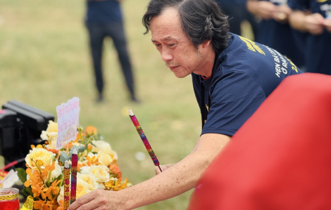 NSƯT Hoài Linh, Tuấn Trần, Diệp Bảo Ngọc háo hức khai máy ‘Làm giàu với ma 2’