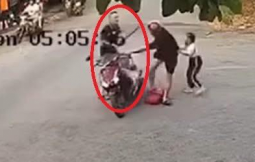 Bắt giữ tài xế ô tô hành hung người đi xe máy ở Bình Dương