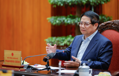 Thủ tướng đề nghị lập tổ phản ứng nhanh trước việc Mỹ áp thuế cao với Việt Nam