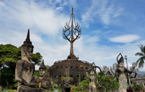 Vườn tượng Phật Xieng Khuan