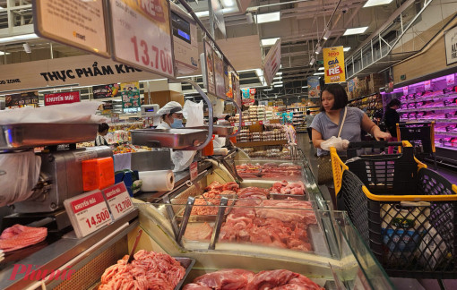 Cần đẩy mạnh kích cầu tiêu dùng