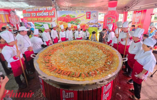 Hơn 500.000 lượt khách đến tham quan, trải nghiệm tại Lễ hội bánh dân gian Nam bộ