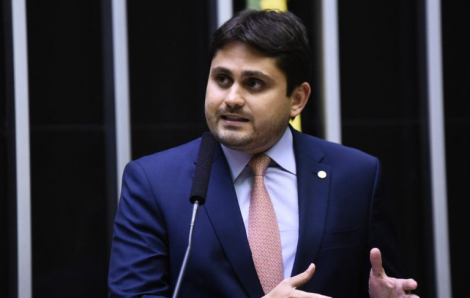 Bộ trưởng Brazil từ chức vì bê bối biển thủ công quỹ