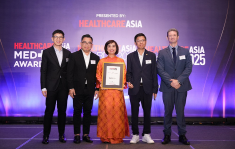 FPT Long Châu thắng giải đổi mới sáng tạo của năm tại Healthcare Asia Pharma Awards 2025