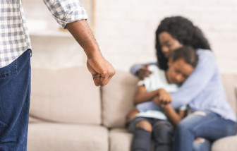 Đừng đợi tổn thương mới tìm cách băng bó