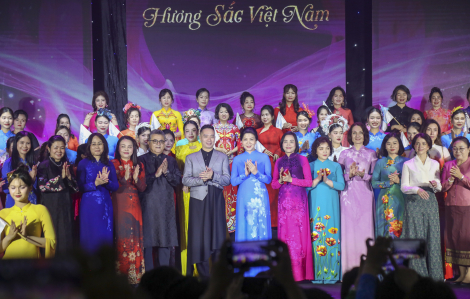 Chiêm ngưỡng những màn trình diễn áo dài đặc sắc tại chương trình "Hương sắc Việt Nam"