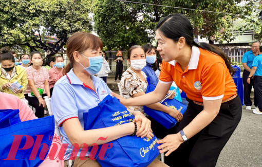 Đưa tỉ lệ nữ vào chỉ tiêu khi quy hoạch, bổ nhiệm