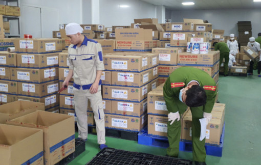 "Hệ sinh thái" sản xuất 573 nhãn hiệu sữa giả hoạt động thế nào?