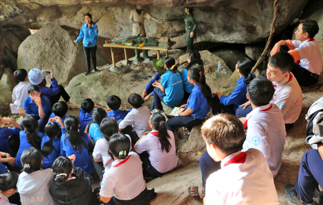 Một lần thăm căn cứ cách mạng Đồng Bò