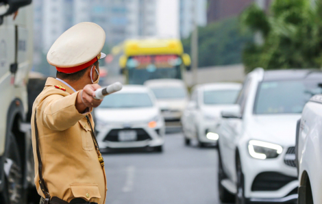 Cục CSGT phân luồng giao thông khu vực TPHCM dịp 30/4 – 1/5