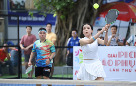 Ngày thi đấu thứ 2 Giải Pickleball Báo Phụ nữ TPHCM 2025: Hứa hẹn nhiều trận cầu "nghẹt thở"
