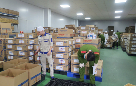 Giữa “vòng vây sữa giả”, chuyên gia chỉ cách chọn sản phẩm cho người có bệnh nền