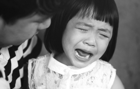 Từ 2 vụ ‘tác động vật lý’ trẻ mầm non gây xôn xao, Bộ Y tế yêu cầu xử lý