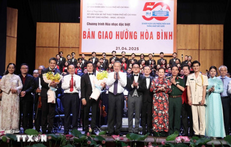 Tổng bí thư Tô Lâm đến TPHCM nghe hòa nhạc