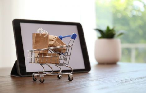 Tập trung kiểm tra kinh doanh mỹ phẩm trên TikTok, Facebook