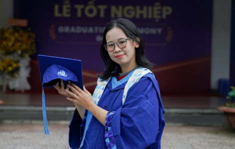 Cô gái chỉ có một quả thận, tốt nghiệp đại học sớm với thành tích xuất sắc