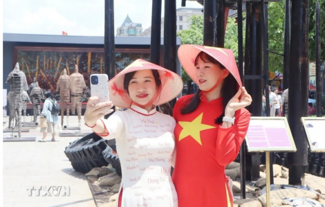 Thủ tướng yêu cầu tăng cường công tác bảo đảm an ninh, trật tự dịp nghỉ lễ