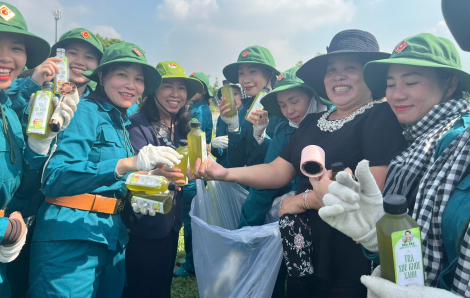 “Tiếp sức mùa huấn luyện” cho nữ chiến sĩ tham gia diễu binh dịp lễ 30/4