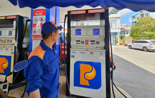 Giá xăng dầu đồng loạt tăng sau hai tuần giảm liên tục