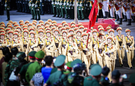 Lễ kỷ niệm 30/4: Đại biểu tham dự cần mang thư mời, có mặt từ 5g sáng