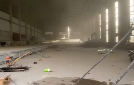 Khởi tố 2 bị can trong vụ sập nhà xưởng khiến 3 người tử vong