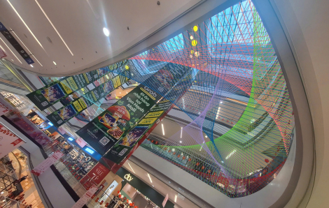 Vạn Hạnh Mall lắp lưới rào đảm bảo an toàn sau nhiều sự cố chết người