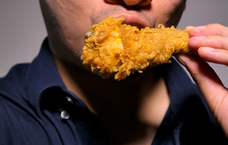 Ăn nhiều thịt gà có thể làm tăng nguy cơ qua đời và ung thư đường tiêu hóa