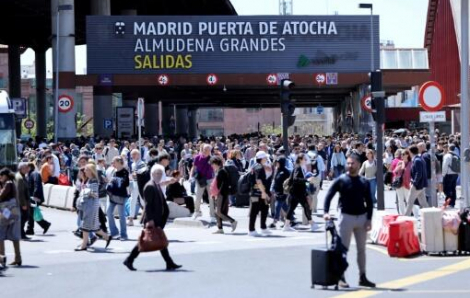 Hàng chục triệu người bị ảnh hưởng vì sự cố mất điện ở châu Âu