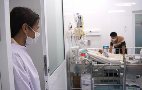 Hơn 40 em bé có cuộc đời mới nhờ ghép gan