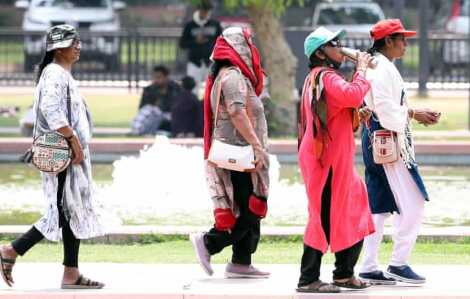 Ấn Độ và Pakistan hứng chịu đựng các đợt nắng nóng đến sớm