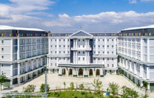 Bắt Chủ tịch Hội đồng trường Quốc tế Mỹ Việt Nam