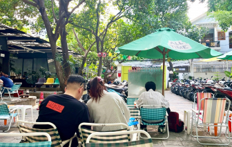 “Lốp dự phòng” - những mối tình đơn phương thời đại số