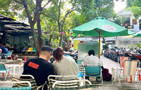 “Lốp dự phòng” - những mối tình đơn phương thời đại số
