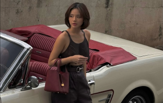 Những lối phối áo tank top trẻ trung, năng động cho chị em vào ngày hè