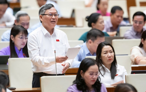 Đại biểu Quốc hội: Học sinh đi học thêm có phải do chương trình quá nặng?