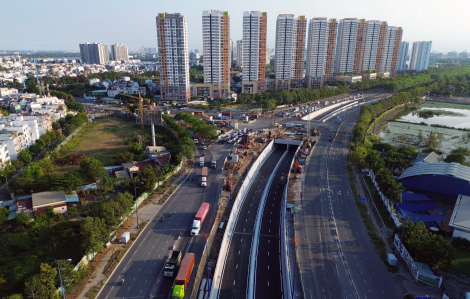 Hầm chui tại nút giao lớn nhất TPHCM trễ hẹn vì vướng trạm bơm thoát nước