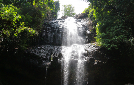 Thác nước được ví như mái tóc của nàng tiên, được Victor Vũ chọn cho phim 'Người vợ cuối cùng'