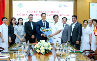 Pfizer Việt Nam và Bệnh viện Bạch Mai ký biên bản ghi nhớ tăng cường hợp tác chăm sóc sức khỏe