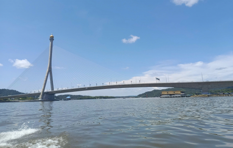 Brunei - Vương quốc xanh thẳm trên đảo Borneo