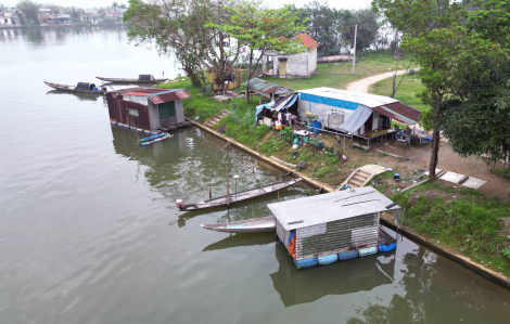 Nỗi buồn an cư của dân vạn đò